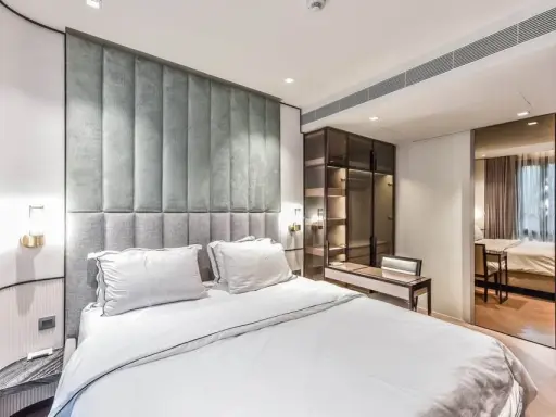 For rent, The Reserve Sukhumvit 61, luxury room, super luxury, well furnished, built-in, heavy duty I need this room