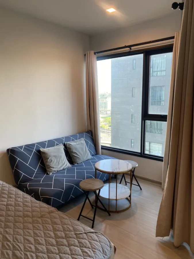 For rent: Life Asoke - Rama9. Ready to move in, fully furnished with appliances. Amazing price! Book now, don't miss out!