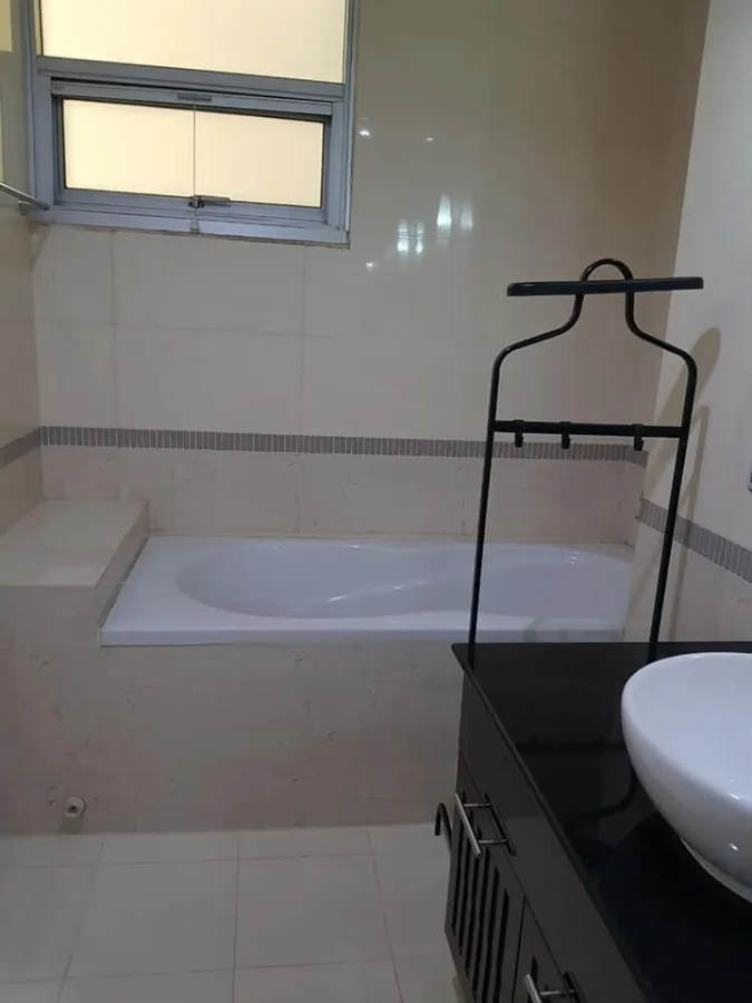 For rent, Baan Klang Krung, Siam-Pathumwan, 2 bedrooms, big sofa, sitting very comfortable. Plus all electrical appliances. Must reserve.