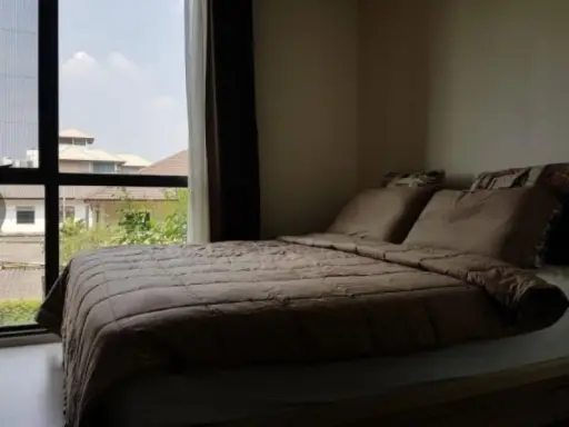 Condo for rent Chambers Chaan Ladprao-Wang Hin Beautiful built-in, north room, cool shade, feng shui