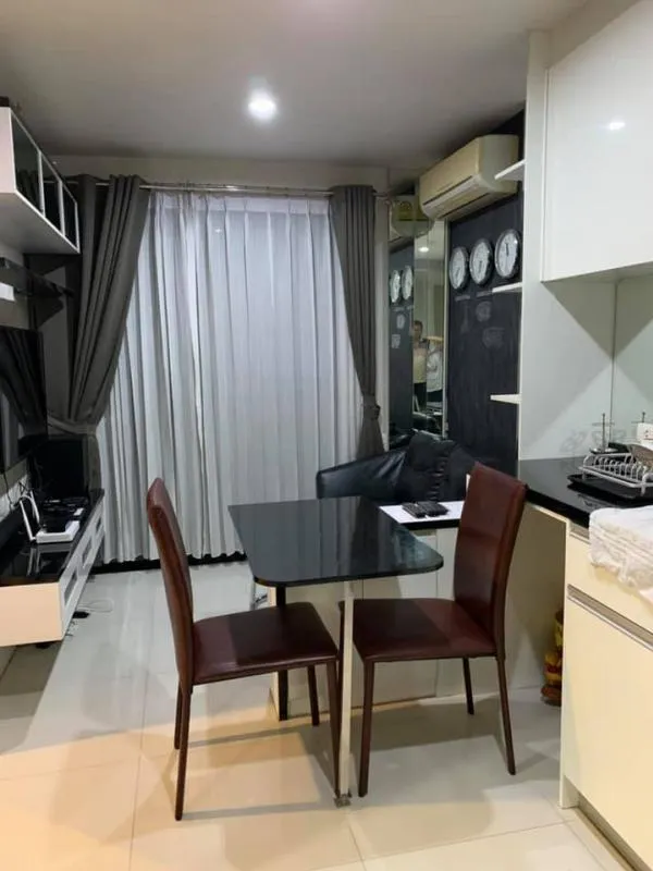 For rent คอนโด เมโทร สกาย รัชดา ห้องบิ้วอินผนัง ตกแต่งแน่น เฟอร์ครบ เครื่องใช้ไฟฟ้าครบ จองเลย ด่วน