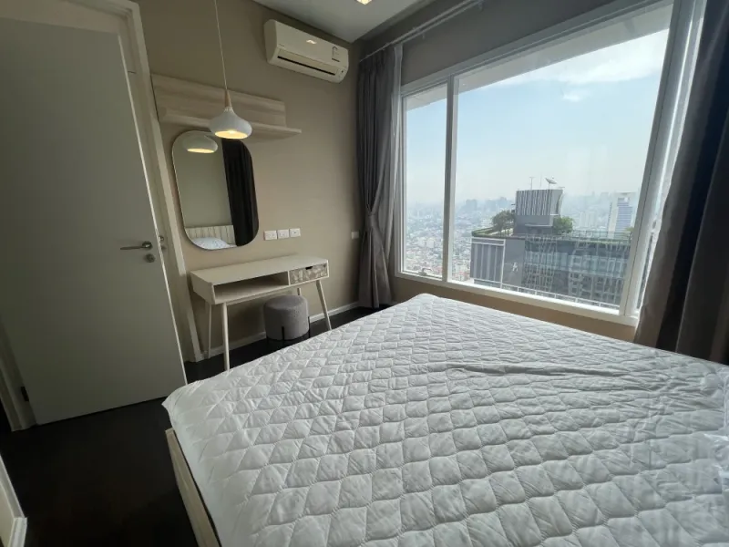 ให้เช่า คอนโด The Saint Residences ห้องพร้อมอยู่ กว้างขวางอยู่สบาย หิ้วกระเป๋าใบเดียวมาได้เลย++