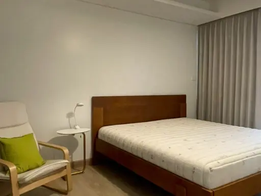 For rent: Siamese Gioia Sukhumvit 31, spacious room, comfortable, complete with electrical appliances, fully furnished, just bring your bag and you ca