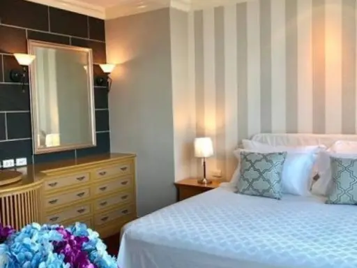 Condo for rent, President Place, fully furnished, ready to move in, convenient to travel, near BTS, can't miss it images
