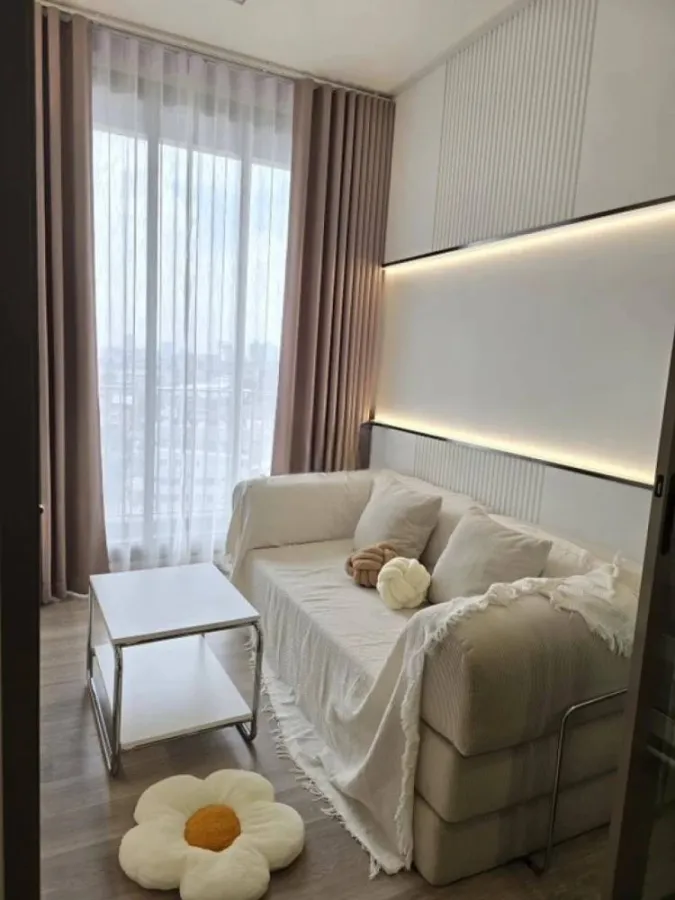 Urgent sale! Rhythm Charoenkrung Pavillion, fully furnished unit, ready to move in. Everything you need in one place. Own it today!