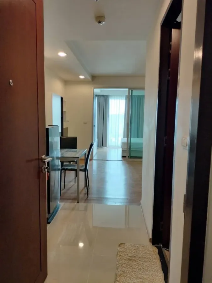 For rent: Abstracts Phahonyothin Park, Building A, 19th floor (great, unblocked view). Spacious and comfortable living space. Don't miss out!