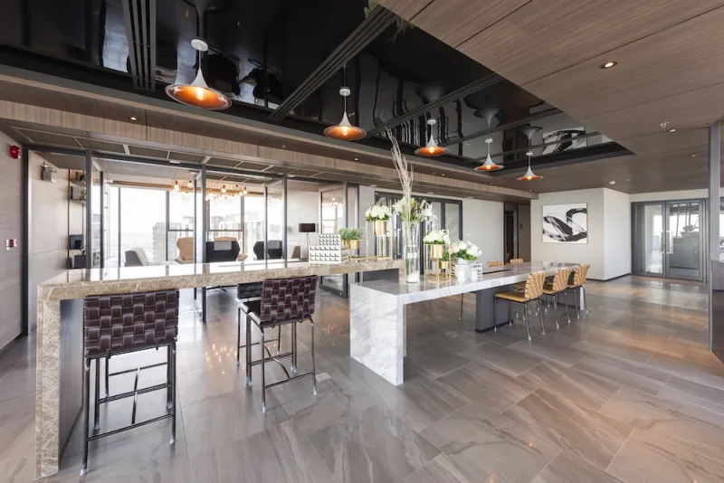 ให้เช่า เดอะ พาร์คแลนด์ จรัญ-ปิ่นเกล้า ตู้เสื้อผ้า built-in พร้อม walk-in closet อย่างดี จองเลยๆ