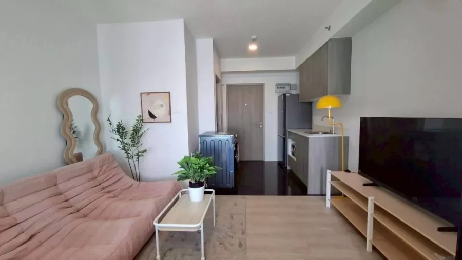 For sale or rent: A Space Mega condo, ready to move in, with well-divided zones. Book now, don't miss out!