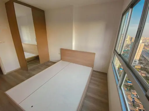 ขายใบจองคอนโด Elio Sathorn-Wutthakat 1ห้องนอน ชั้น30 วิวสระน้ำ บรรยากาศเริ่ด ราคานี้ต้องรีบเล้ยย images
