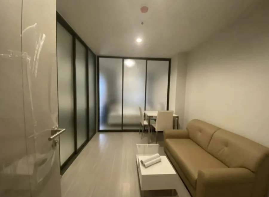 Condo for rent, Life Ladproa, spacious room with usable space, great value, complete here, you must not miss it.