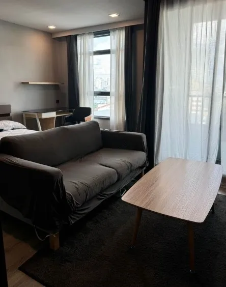 For rent/sale: Maestro Ratchada 19, a nice room with complete facilities. You'll regret it if you miss it.