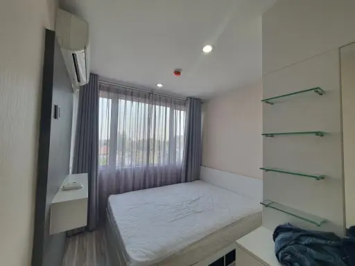 For rent, Sammakorn S9 Condominium, Building B, fully furnished, plus a built-in washing machine, hurry up to book, limited stock