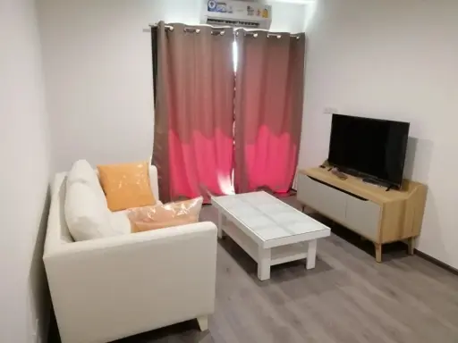 For rent: Rich Park Triple Station, 28th floor, beautiful view, high floor, corner room, fully furnished, reserve now.