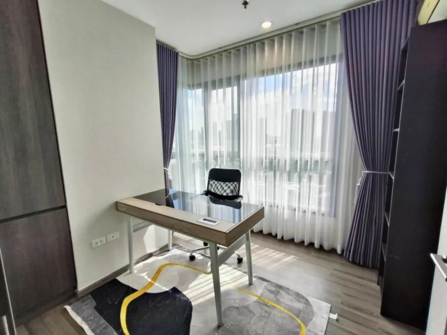 ขาย ให้เช่าคอนโด The Base Park West 2 นอน 1 น้ำ ชั้น 16 Pool View And City View รีบมาจับจอง