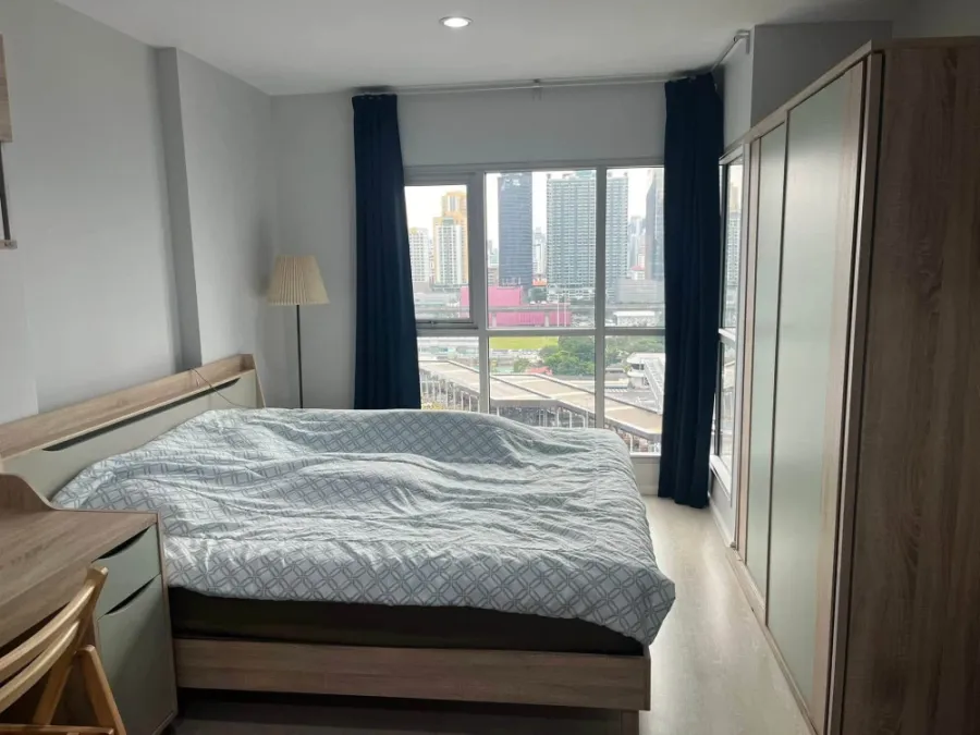 For rent: Aspire Rama 9, 16th floor. Beautiful view, great atmosphere, no obstructing buildings. Fully furnished. Book now!