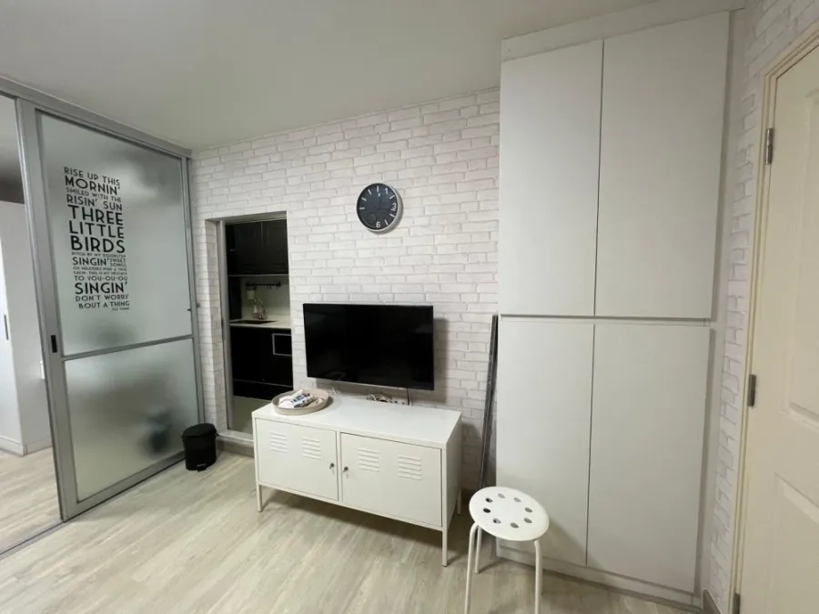 Urgent sale, D Condo On Nut Rama 9, 1st floor, wide room, very good price.