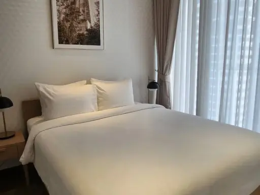 For rent Condo Park 24 Origin Phrom Phong, a luxury condo in the heart of the city. Beautiful room, fully furnished, ready to move in. Don't miss it!!