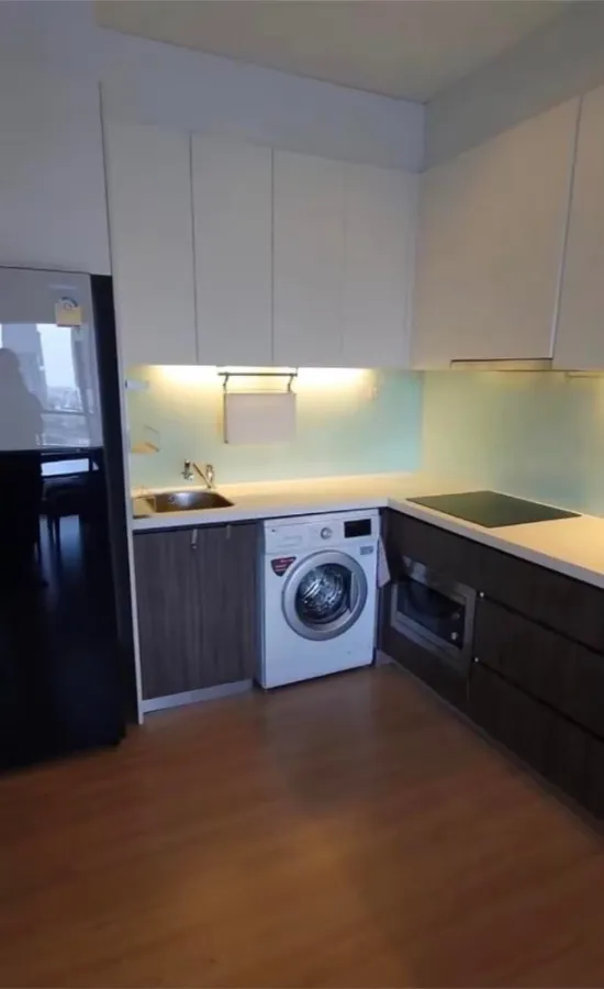 For sale Urbano Absolute Sathon-Taksin 2 bedrooms, fully furnished, book now, don't miss out.