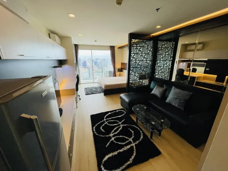 ให้เช่า!! คอนโด สกายวอล์ค และ เวลซ์ เรสซิเดนซ์ ห้องสตูดิโอ Modern Luxury วิวเมือง ราคาดี จองเลย!!