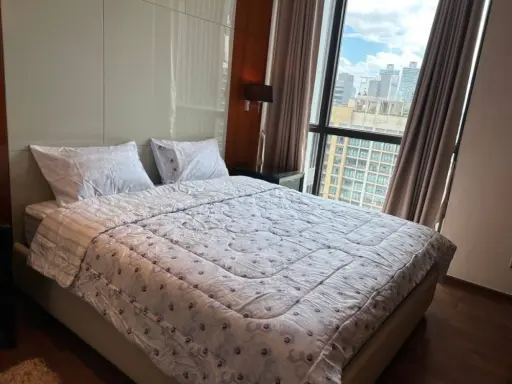 ให้เช่า คอนโด ดิ แอดเดรส สุขุมวิท 28 ชั้นสูง วิวสวย มีความเป็นส่วนตัว รีบจองเลย