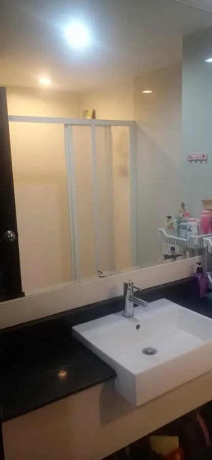 For sale คอนโด เดอะคริส รัชดา 17 ชั้น 8 ไม่มีเสียงรบกวน สงบ​ วิวดี น่าอยู่ สนใจรีบย้ายมาจองเลย