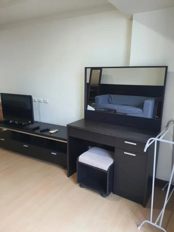 For rent เดอะ เทรนดี้ คอนโดมิเนียม ห้อง Studio ชั้น 9 สูงกำลังดี ราคากำลังโดน รีบจับจองได้แล้ว