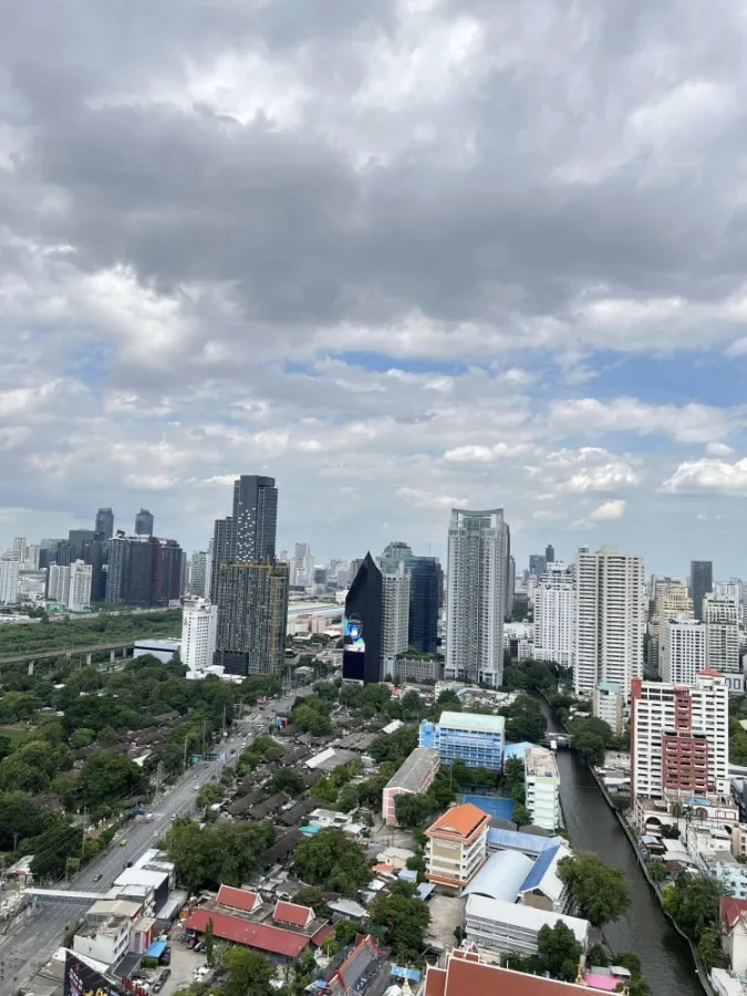 ให้เช่า วิทยุ คอมเพล็กซ์ 3 ห้องนอน โทนสว่างสบายตาน่าอยู่ เลี้ยงสัตว์ได้ คนรักสัตว์ห้ามพลาดเด็ดขาด