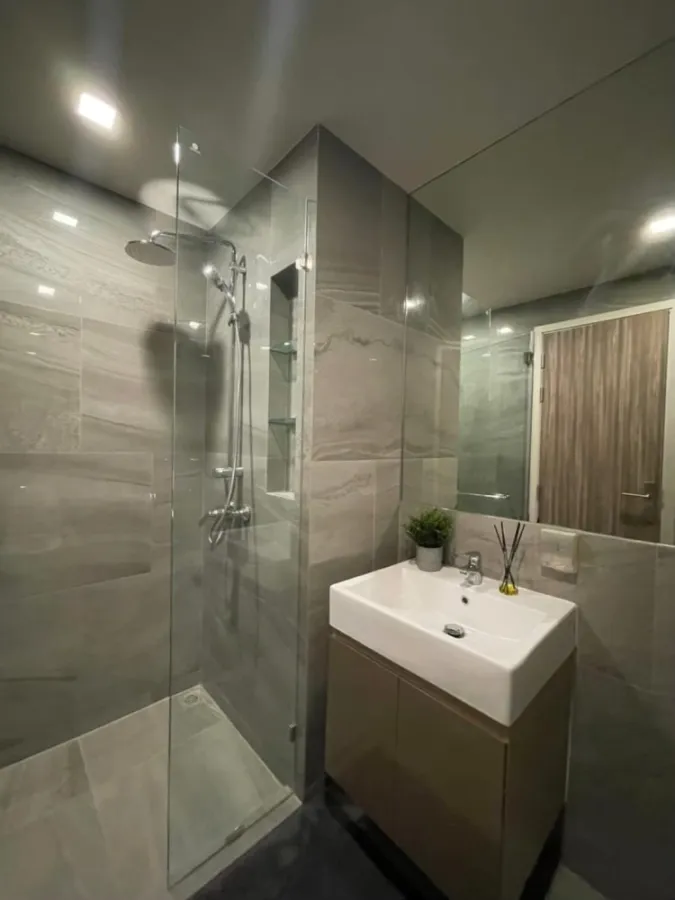 For rent, Ideo Q Sukhumvit 36, beautiful room, well decorated, very livable. Hurry and reserve quickly before you miss out.