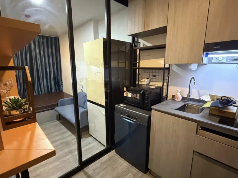For rent: Studio room at THE ORIGIN Sukhumvit Sailuat E22 Station. Fully furnished, ready to move in.