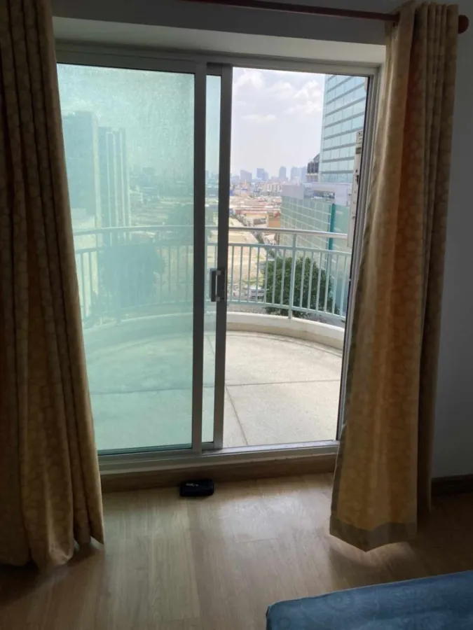 Condo for rent, Supalai Park Asoke-Ratchada, spacious room Lots of usable space The price is affordable. Hurry and reserve now.
