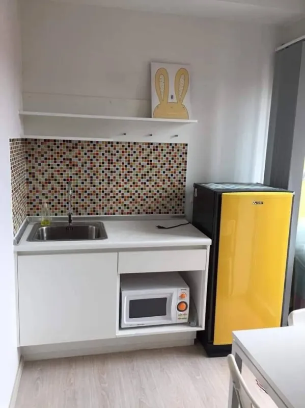 ปล่อยเช่า Plum Condo Park Rangsit เฟส 3 ชั้น 8 วิวสรแจ่มๆ แถมโซฟาใหญ่สุดๆ อย่ามัวแต่มองรีบจองเลยจ้า
