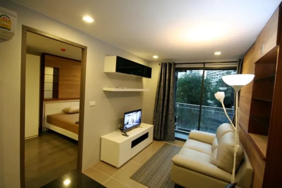ให้เช่า!! คอนโด มิราจ สุขุมวิท 27 ชั้น 3 ห้องสวยมาก เฟอร์นิเจอร์ครบครัน พร้อมเข้าอยู่ รีบจองด่วน!!