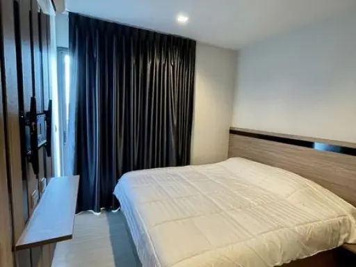 For rent Life Asoke Rama 9 ห้องแต่งพร้อมอยู่ build in อย่างดี บอกเลยว่าคุณต้องห้ามพลาดที่นี่เลยจ้า images