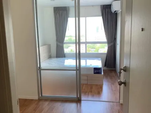 For rent: Lumpini Park Phetkasem 98, ready to move in, well separated. I must say that you must not miss it.