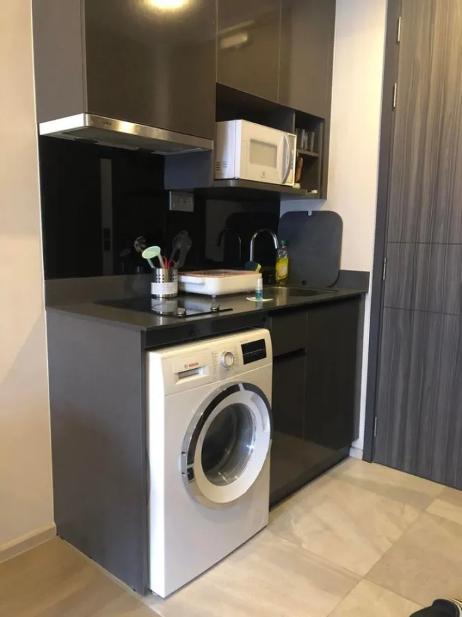 For rent!! Ashton Asoke Condo, fully furnished, electrical appliances are available, convenient to travel, hurry to move!!