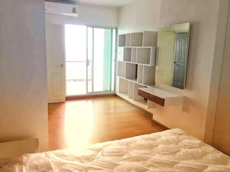 for rent supalai veranda rattanathibet Pool view, new room, built-in furniture with full electrical appliances