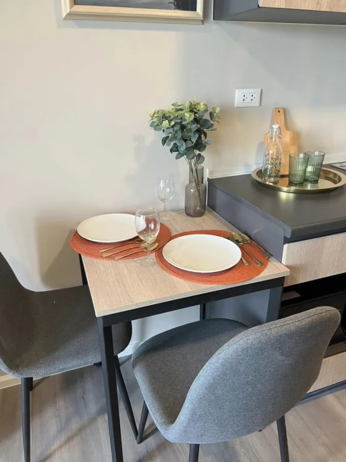 ให้เช่า D CONDO HIDEAWAY RANGSIT ตกแต่งครบ พร้อมเข้าอยู่ เครื่องใช้ไฟฟ้าครบครัน วิวดี ห้องมุม จองเลย