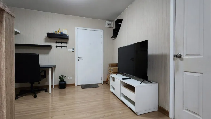 Selling Plum Condo, Phaholyothin 89, 8th floor, beautiful room, fully furnished, nice to buy, I can tell you that it's worth it.