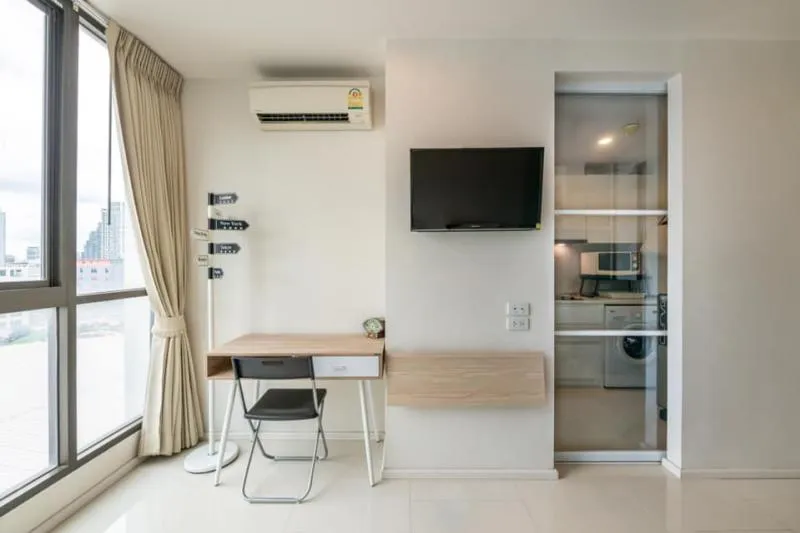 ให้เช่า Sense พหลโยธิน ห้องสวย เฟอร์ครบพร้อมเข้าอยู่ ในราคาดี๊ดี สนใจห้ามพลาด