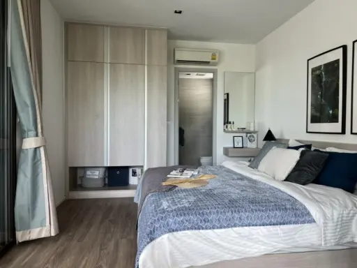 For rent, Aeras Condo (Jomtien), very large room, beautifully decorated, livable. Comes with complete furniture Just come and move in. images