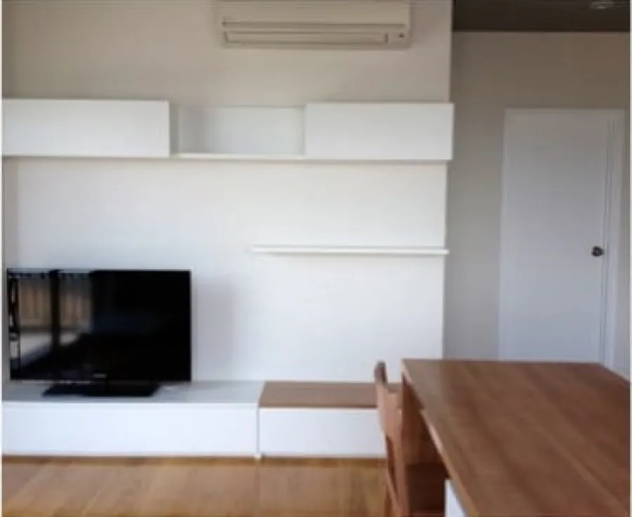 Condo for rent, Block 77, corner room, no block view, fully furnished, ready to move in, don't miss it!