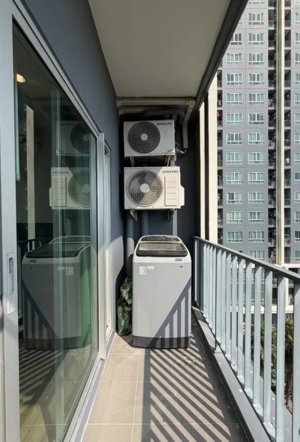 For rent: The Prodigy Phetkasem 62, corner unit, private layout, 8th floor, unobstructed city view, bright and airy, no buildings blocking the view, g