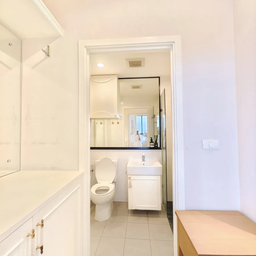 For sale / For rent The Tree Rio Bang Aor Station, fully furnished room with good built-in, 31st floor, high view, buy now