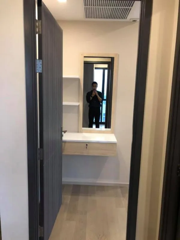Urgent rent, Ashton Asoke condo, high floor, beautiful view, 2 bedrooms, ready to move in, close to the train, convenient transportation, don't miss !!