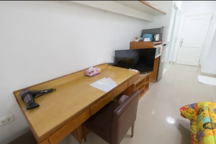 Condo for sale, rent, I-House Laguna Garden RCA, fully decorated with built-in furniture, don't miss it.