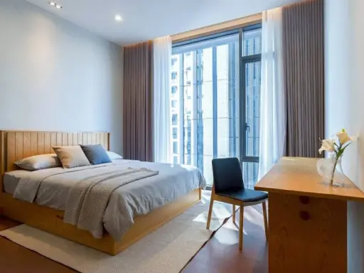 ให้เช่า Q1 Sukhumvit 3 ห้องนอน ห้องกว้าง อยู่สบาย ตกแต่งครบครัน รีบจองเลย