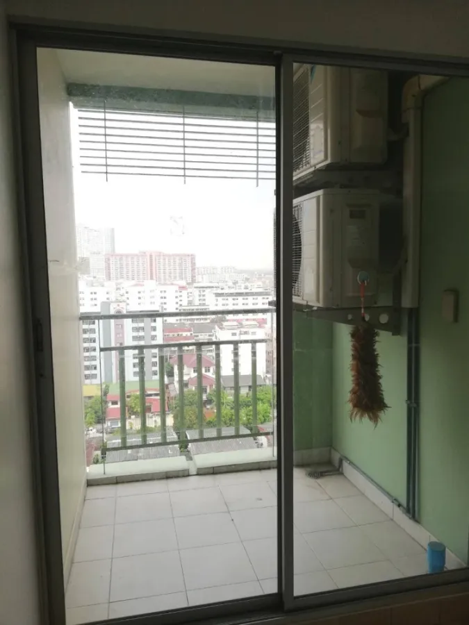 For rent: Lumpini Ville Ramkhamhaeng 44. Spacious rooms with ample usable space. Book today! Don't miss out!