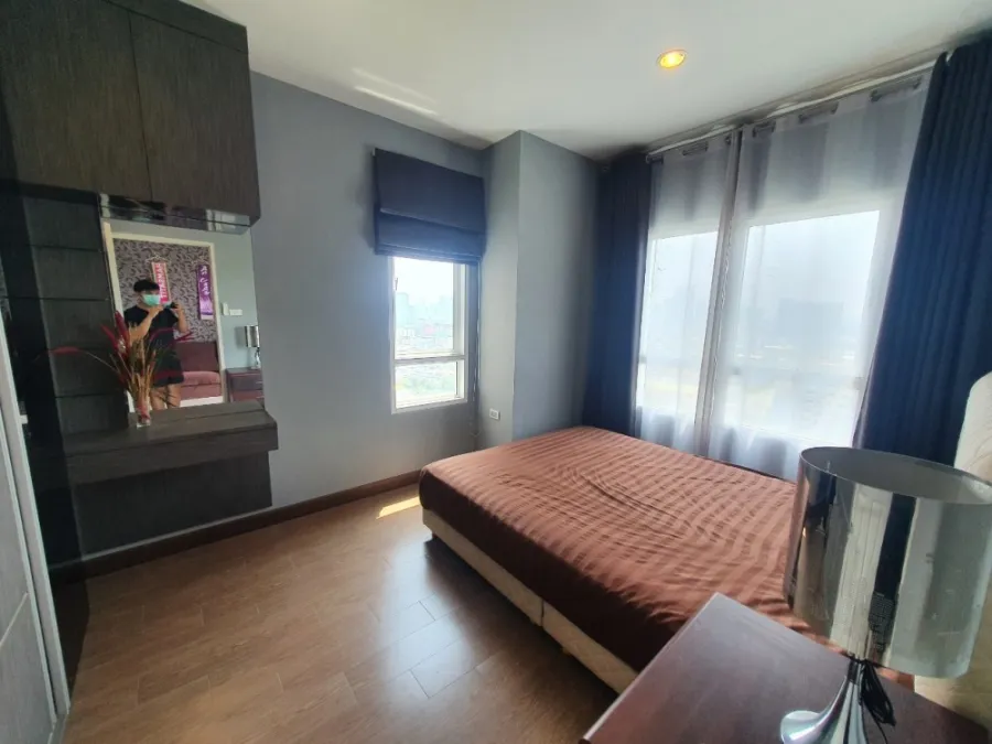 ขาย บีทีเอส เรสซิเด้นซ์ ห้องมุม 1 นอน ชั้น 18 วิวเมือง เฟอร์นิเจอร์ครบพร้อมอยู่ ถ้าไม่จองพลาดมาก
