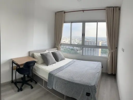 For rent: Elio Sathorn-Wutthakat, 31st floor, great city view. Well decorated, nice to sleep in, just come and move in.