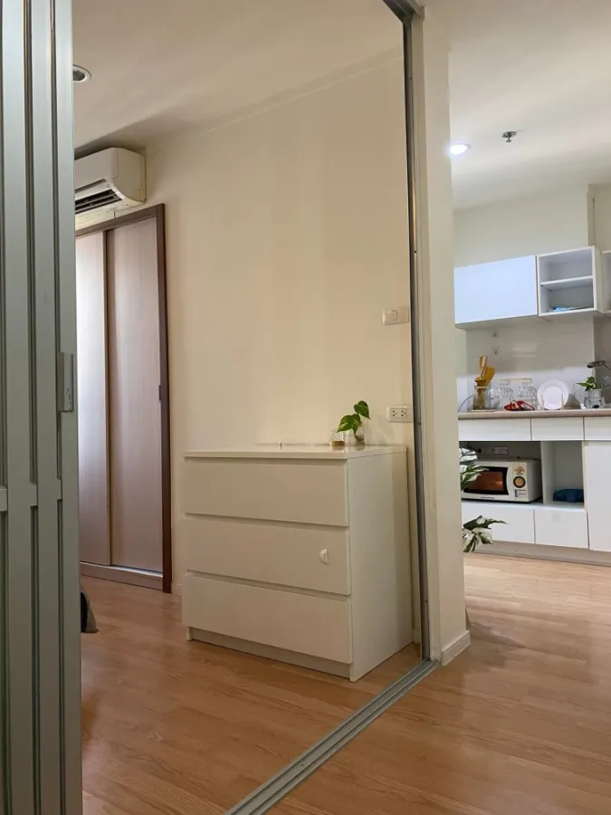 Selling LPN Mega City Bangna, nice room, fully furnished, looks very clean, hurry to book now.